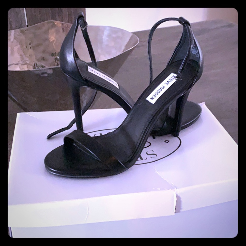 Steve Madden “Stecy Black”